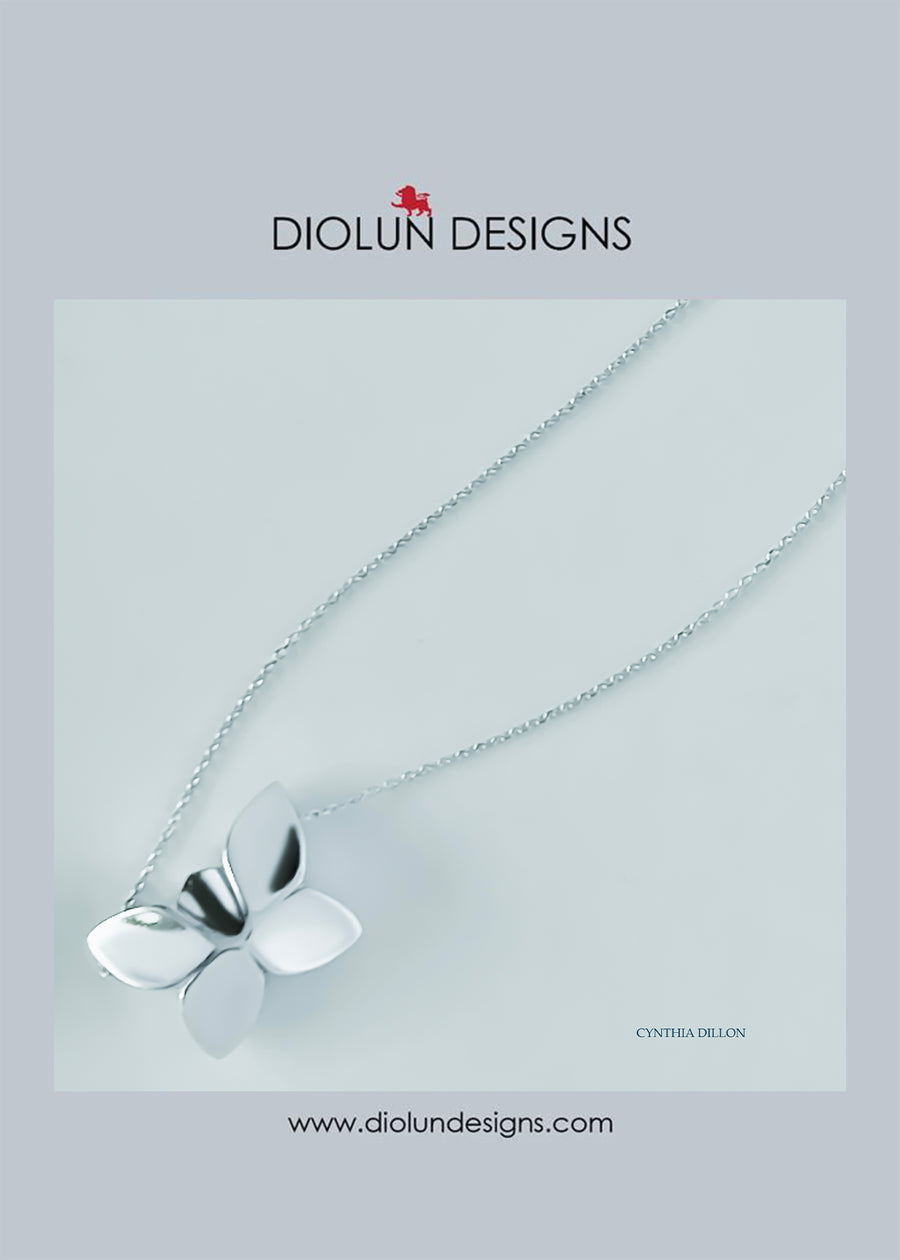 Nature Captured in Small Treasures