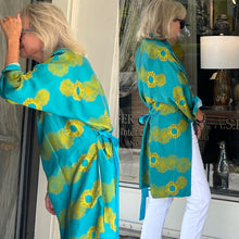 Kimono ~ Mesmerizing Sunflowers... Kimono in 100% Silk