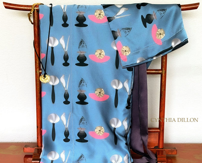 Kimono ~   Silk Kimono "Still Life" with Pink Bottle