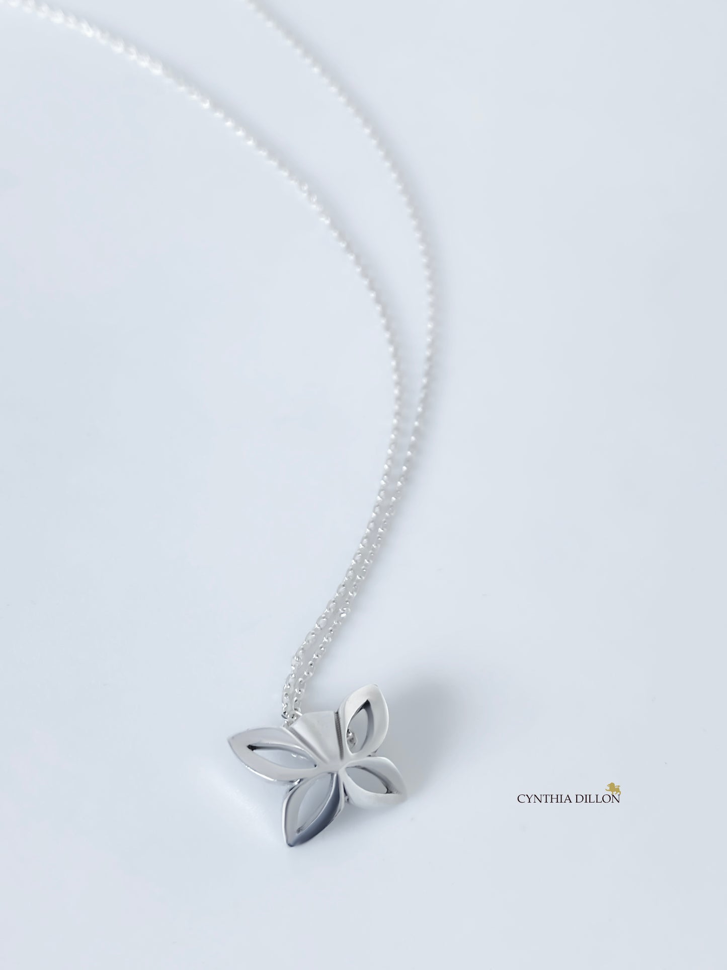 Pendant - Sculpted "Butterfly" (Open) in S/S w. 16" Chain
